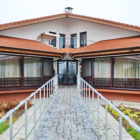 Rumika Ecocenter Hotel 3*